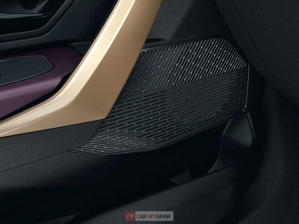 Nissan Tekton Top Feature